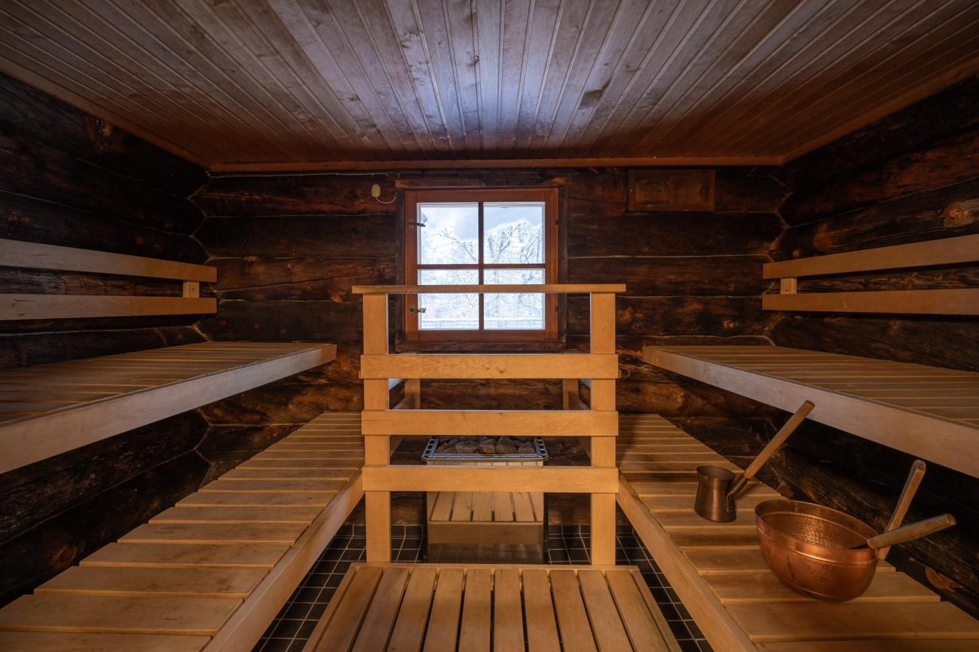 Kuukkeli Log Teerenpesae - Premium A48 Saariselkä